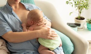 A few important facts that a breastfeeding mother should know