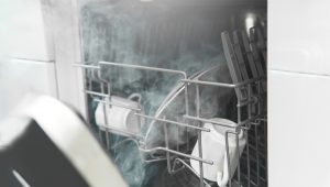 Superheated steam dishwashers inactivate bacteria, save electricity, and are environment-friendly