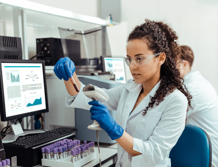 Boost Your Earnings: Join MDForLives' Paid Surveys for Lab Professionals